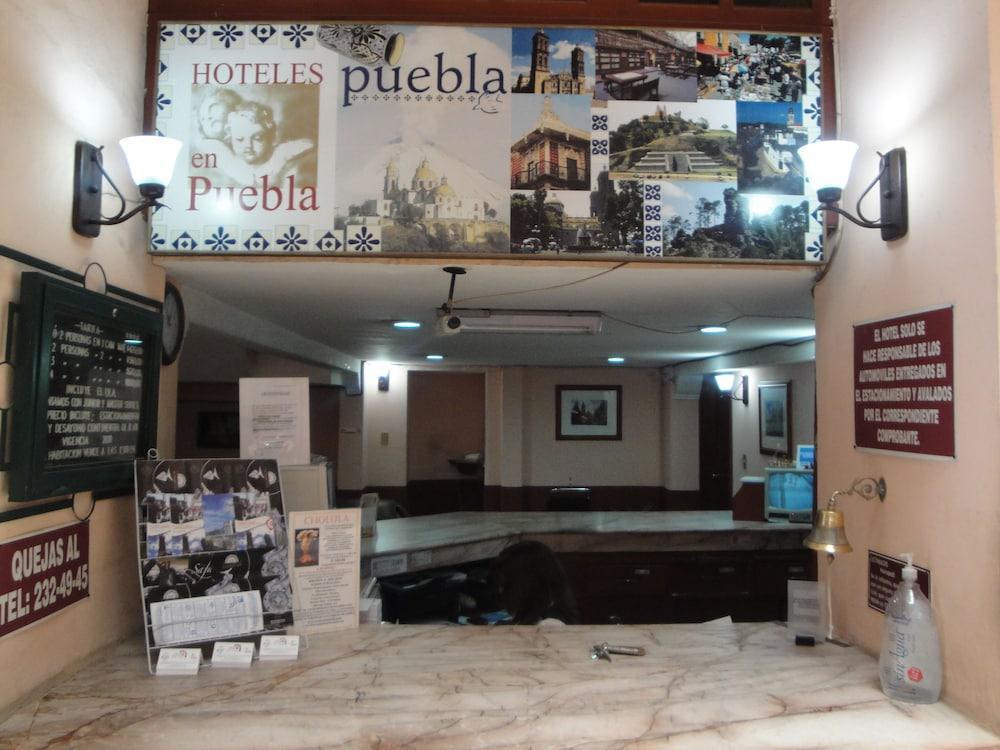 فندق بويبلافي  أوتل سان آنجل المظهر الخارجي الصورة